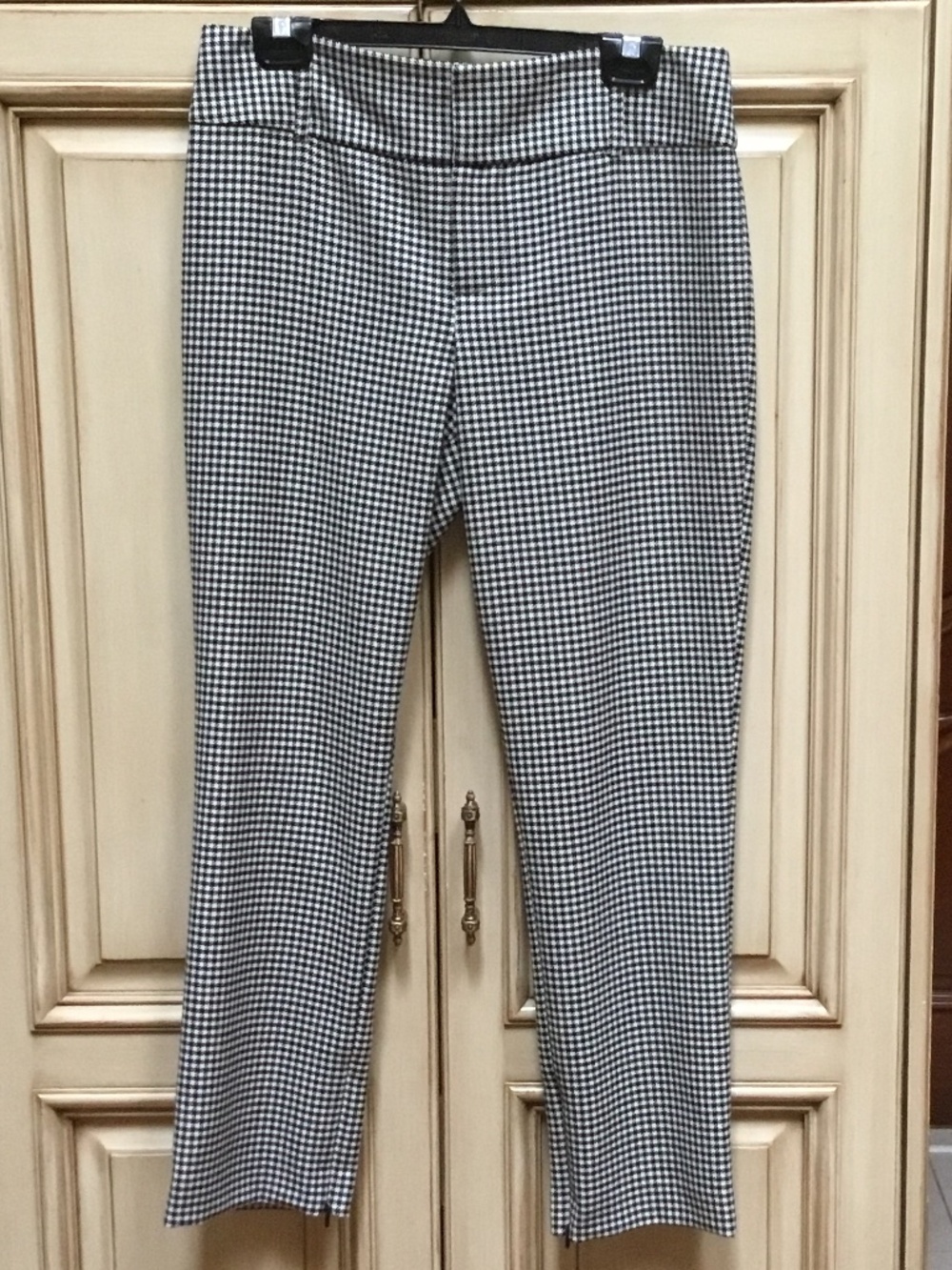 Alice  + Olivia Zipper Ankle Houndstooth Pants
